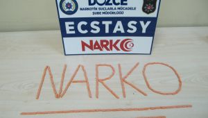 Uyuşturucuyu İstanbul'dan Düzce'ye getiriyordu yakalandı