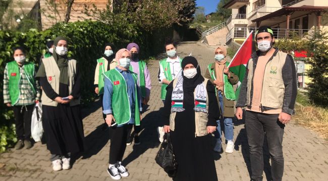 Filistinli Müslümanlara konvoy ile destek verdiler
