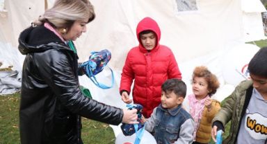 DEPREM KORKUSUNU BİR AN OLSA UNUTTU